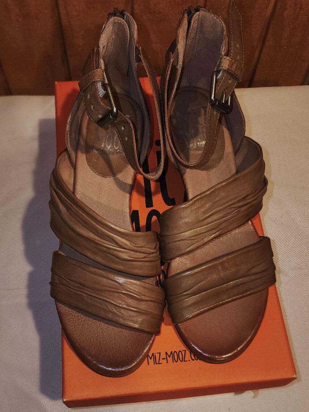 MIZ MOOZ Cassie Leather Sandals in WHEAT - WIDE EU 38